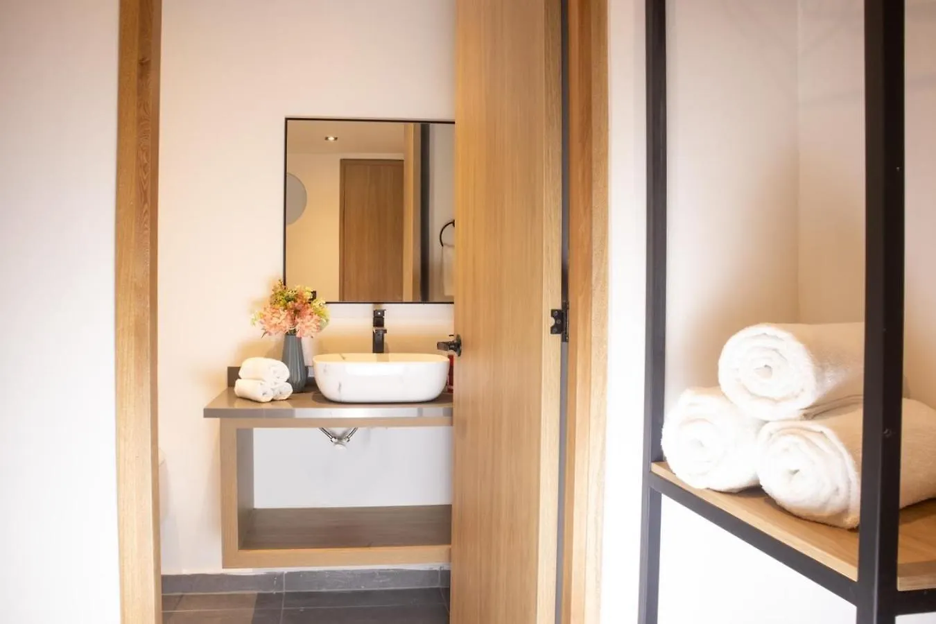 Cozy Aparta-Suite Stadio Jacuzzi Rosa Negra Medellin Apartment