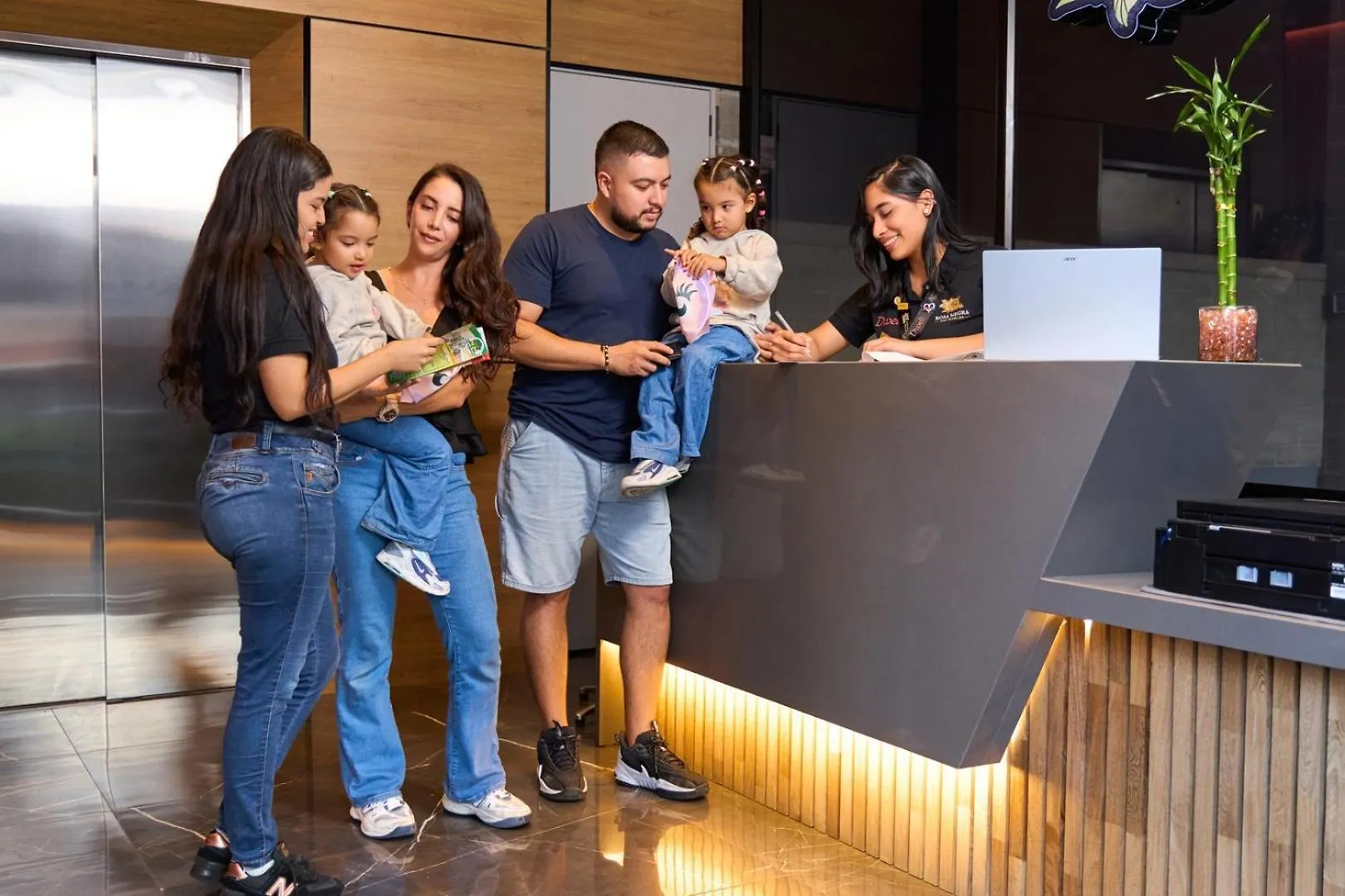 Daire Cozy Aparta-Suite Stadio Jacuzzi Rosa Negra Medellín